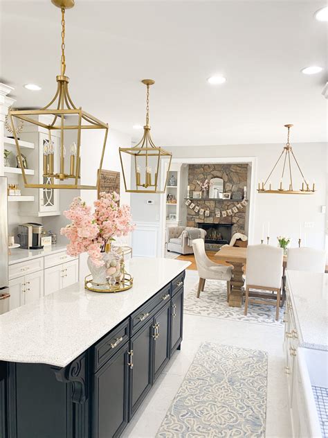 white and gold kitchen decor